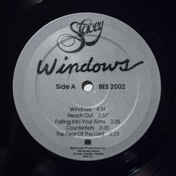 Stacey (7) - Windows