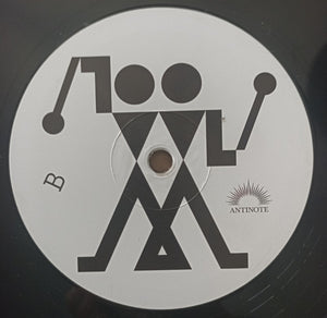 Front De Cadeaux - We Slowly Riot - 2022