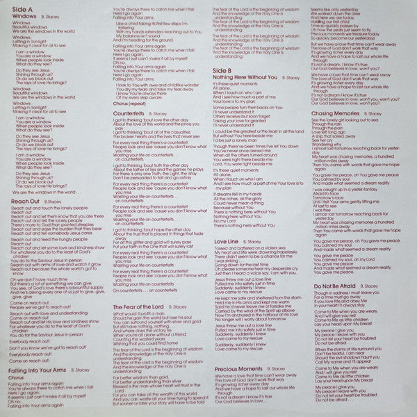 Stacey (7) - Windows