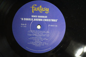 Vince Guaraldi Trio - A Charlie Brown Christmas