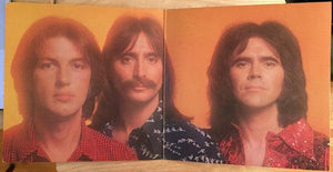 Three Dog Night - Joy To The World - Their Greatest Hits 1975 - Quarantunes