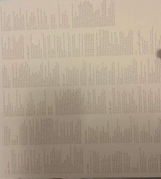 Madison Beer - Locket - 2026