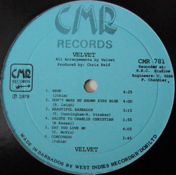 Velvet (28) - Velvet