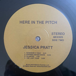 Jessica Pratt - Here In The Pitch