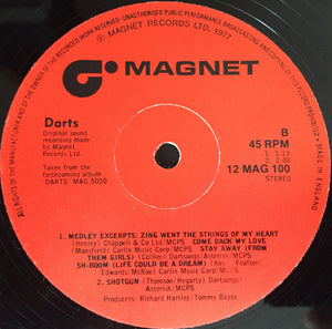 Darts - Daddy Cool / The Girl Can't Help It