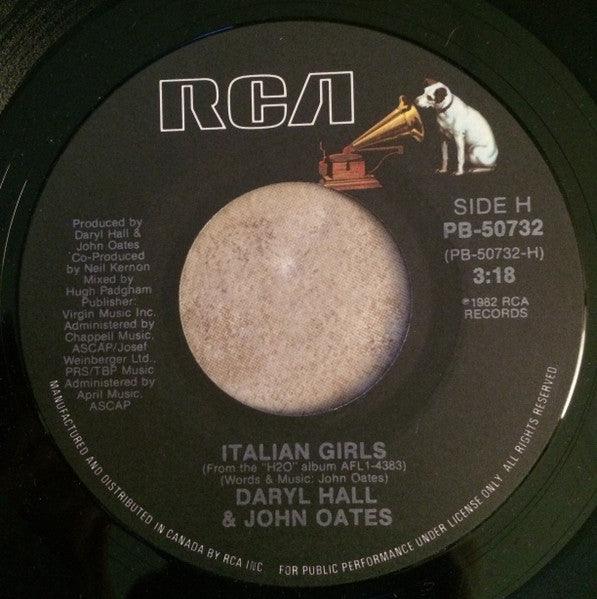 Daryl Hall & John Oates - Italian Girls 1983 - Quarantunes