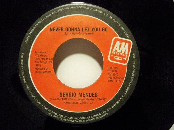 Sérgio Mendes - Never Gonna Let You Go - 1983 - Quarantunes