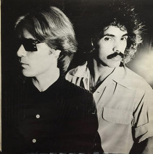 Daryl Hall And John Oates - Beauty On A Back Street 1977 - Quarantunes