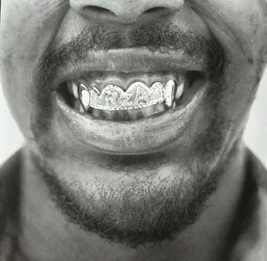 Gravediggaz - 6 Feet Deep