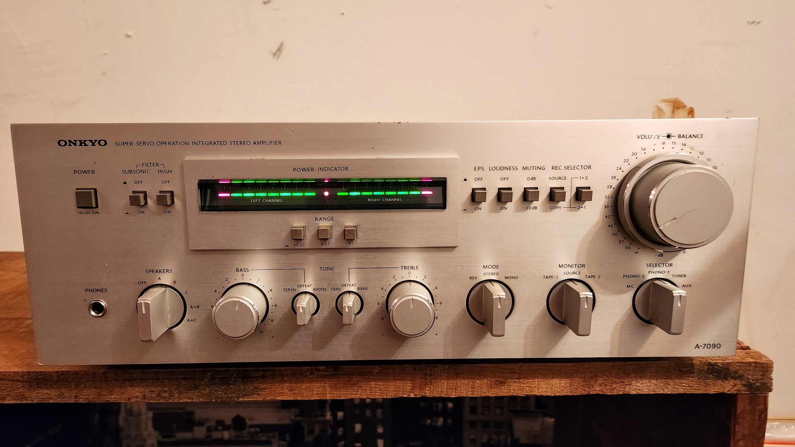 Onkyo A-7090 Integrated Amplifier