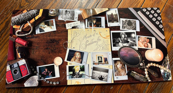 Suki Waterhouse - Memoir Of A Sparklemuffin 