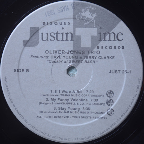 Oliver Jones Trio Featuring Dave Young (3) & Terry Clarke - Cookin' At Sweet Basil - 1988