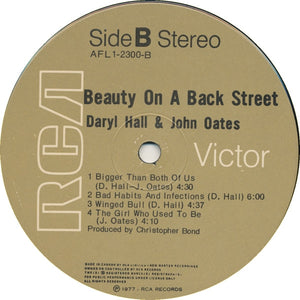 Daryl Hall & John Oates - Beauty On A Back Street