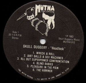 Skull Duggery (2) - Headlock