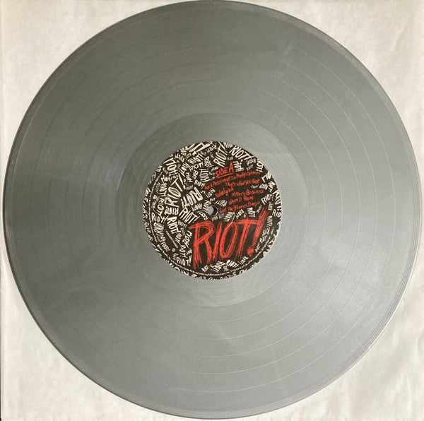 Paramore - Riot!