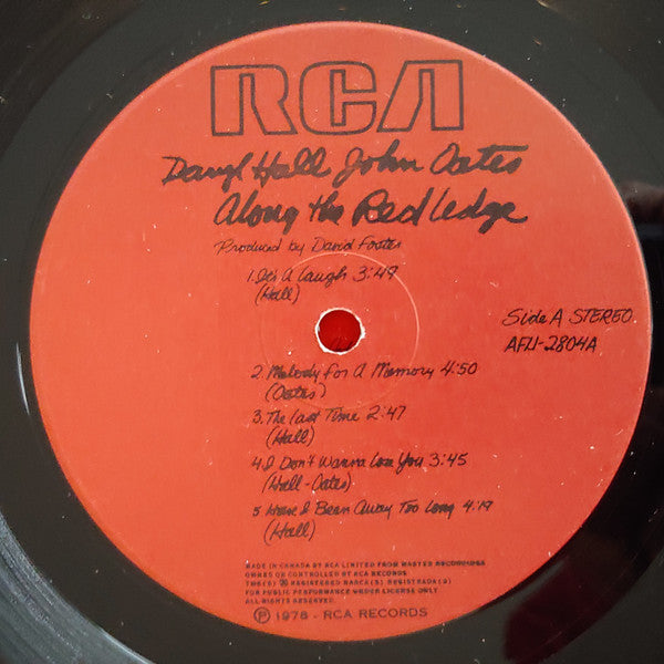 Daryl Hall & John Oates - Along The Red Ledge