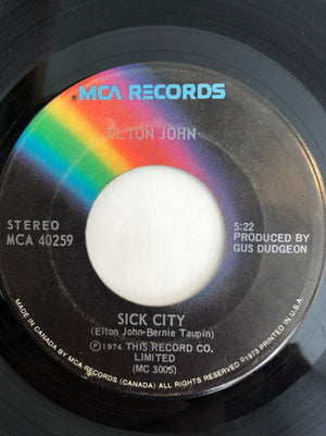 Elton John - Don't Let The Sun Go Down On Me - 1974